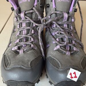 BearPaw Women's Charcoal and Lilac Winter Boots